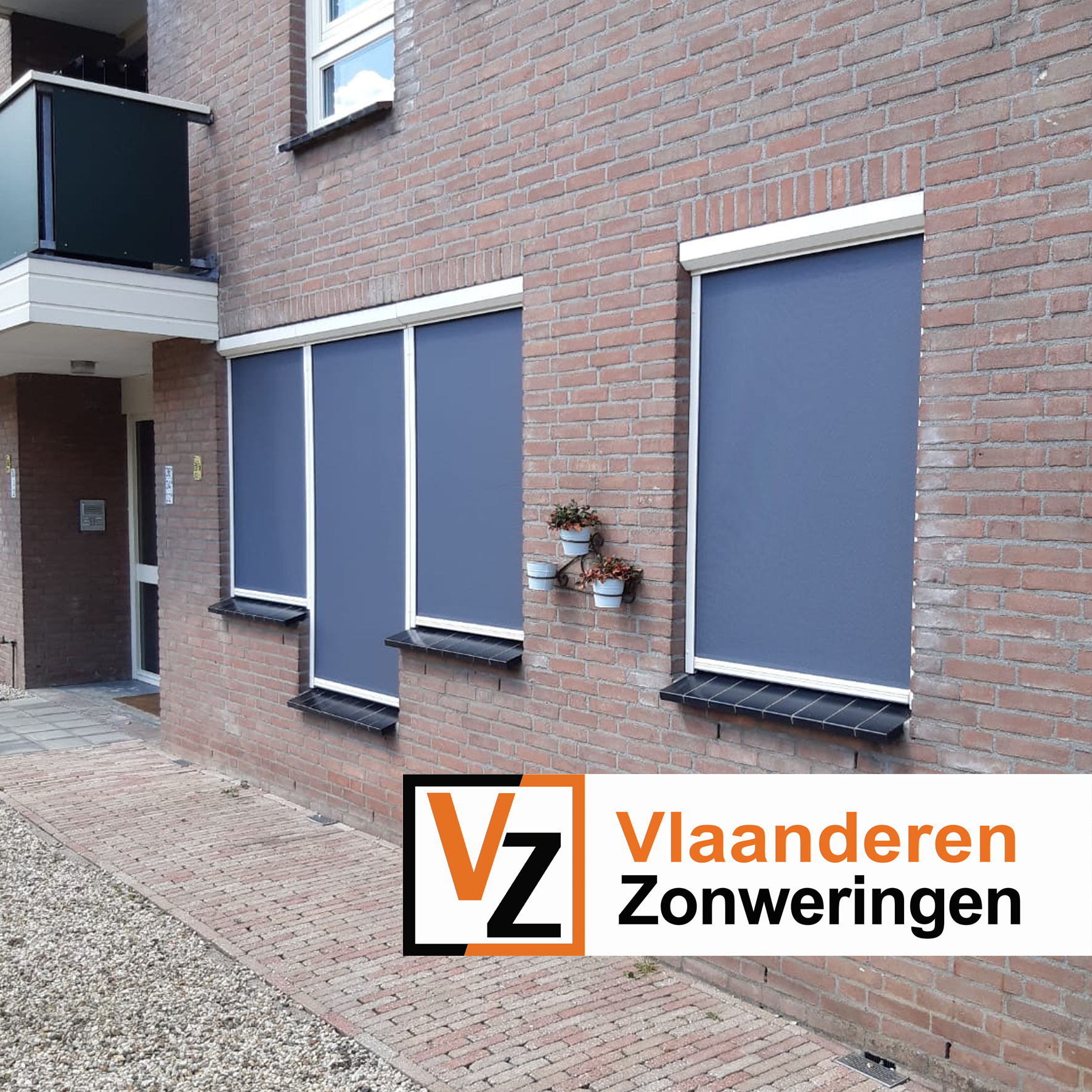 Ritsscreen Classic - Culemborg, regio Houten Ritsscreens op ongelijk vensterbank, op maat gemaakt door Vlaanderen Zonweringen.
Culemborg, regio Houten