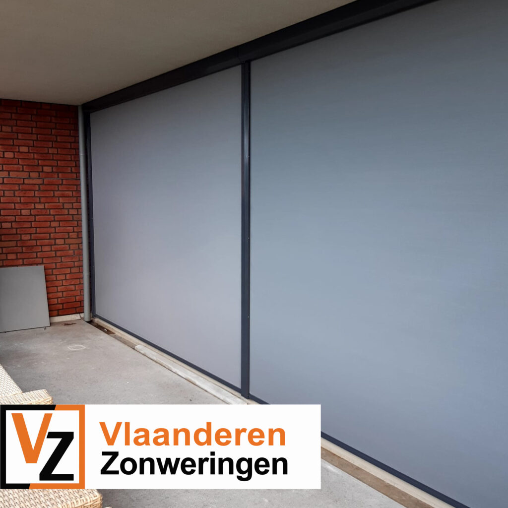 Ritsscreens bij schuifpui naar balkon toe. Ritsscreen o maat gemaakt door Vlaanderen Zonweringen