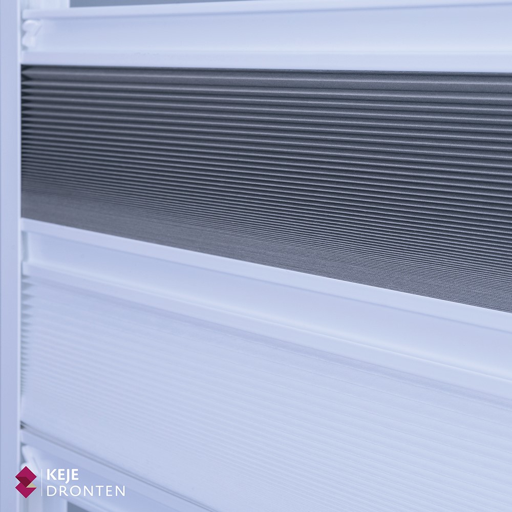 Kunststof kozijn met plissé in frame - KeJe