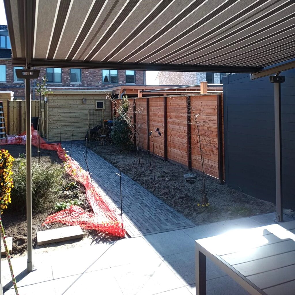 Ritsscreens op balkon